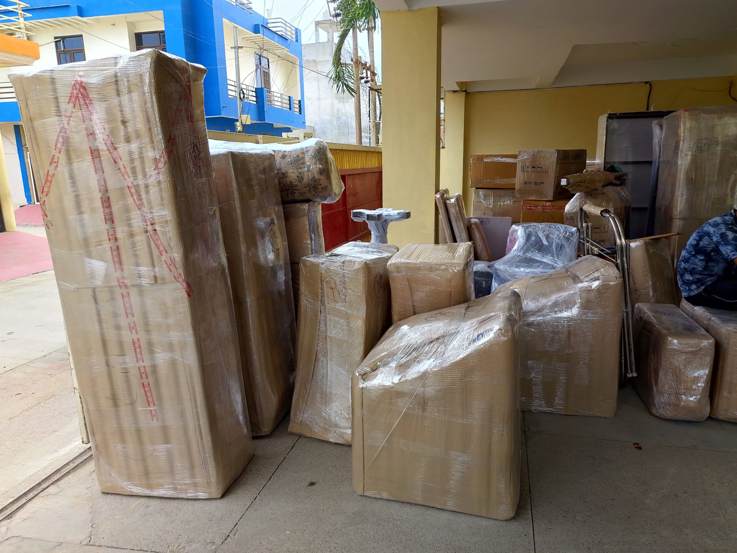 Packers and Movers in Amethi